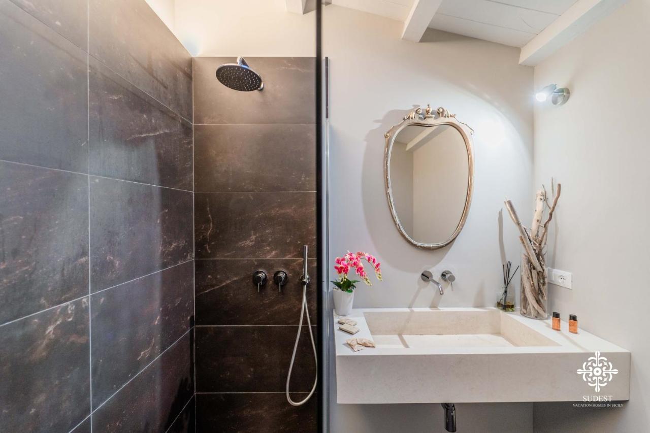 Ortigia Charming Suite Syracuse Екстер'єр фото
